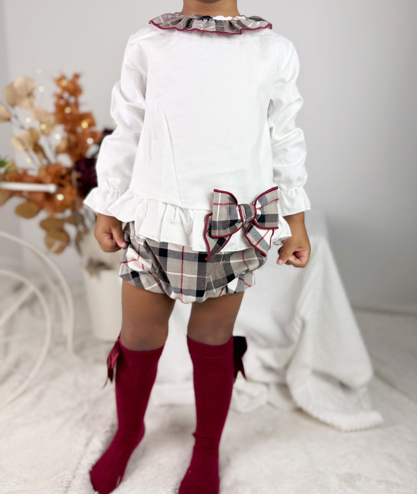 New In Calamaro Baby Girls Ruffle Collar Top & Jampant Set