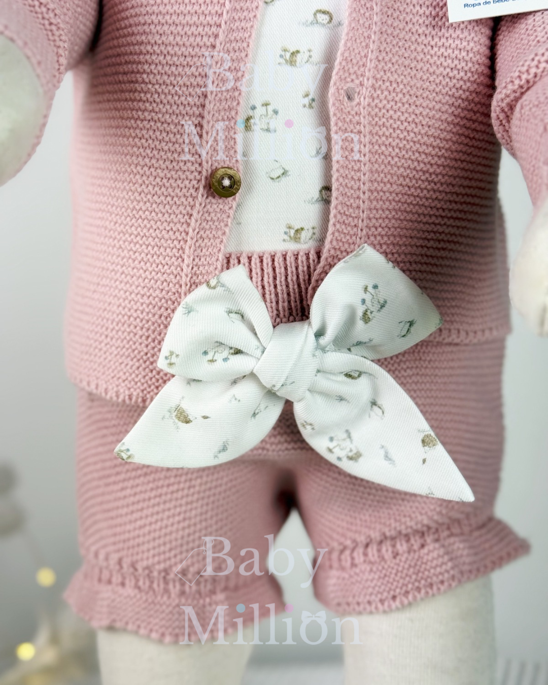 New In Mac Illusion Girls Cardigan, Printed Shirt w/ Ruffle Collar & Knitted Cullote w/ Bow