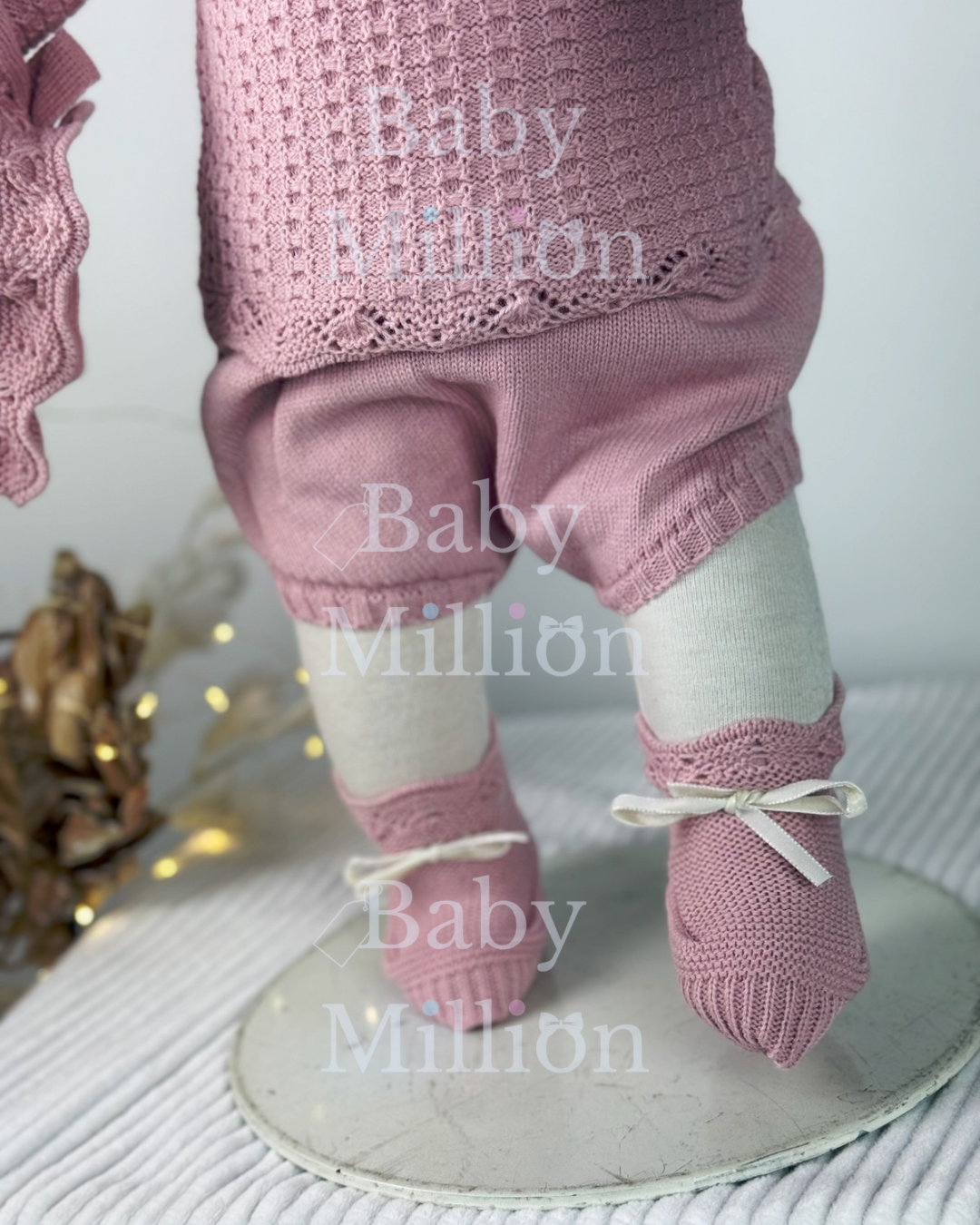 New In Mac Illusion Girls Sweater w/ Ruffle Lace Collar & Jam Pants, Hat & Booties