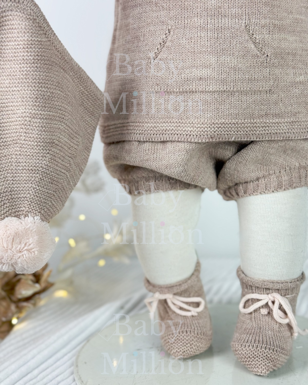 New In Mac Illusion Girls Dotted Sweater & Jam Pants w/ PomPom Hat & Booties